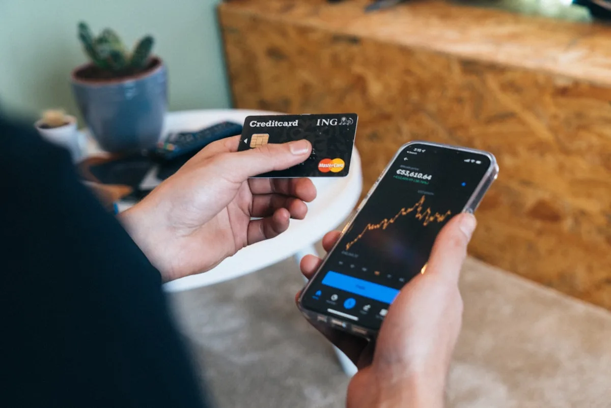 Extract payment and order screenshot data to Excel